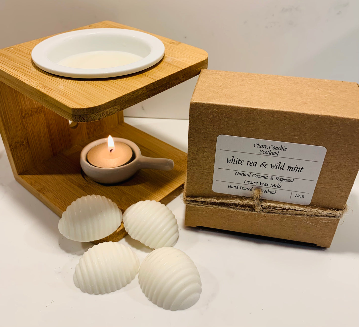 Wax Melt Burner with box of Wax Melts